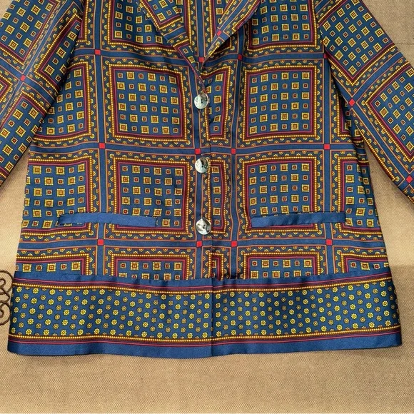 Zara Scarf Print Button Down Shirt Size M
Excellent Condition - Picture 7 of 16